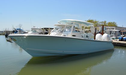 32' Cobia 2022 Yacht For Sale